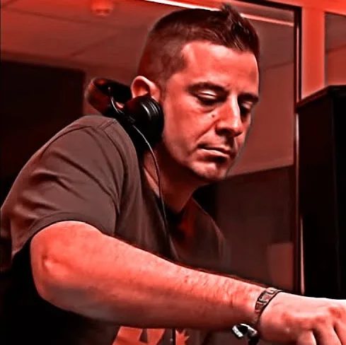 DJ Nau