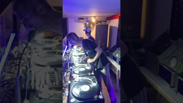 Dj FLA vs Dj TONTON - makina hardtrance